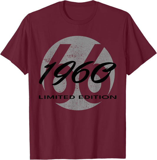 66. Geburtstag Mann Frau 66 Jahre 1960 Lustig Geschenk T-Shirt - T-Shirt | Maroon