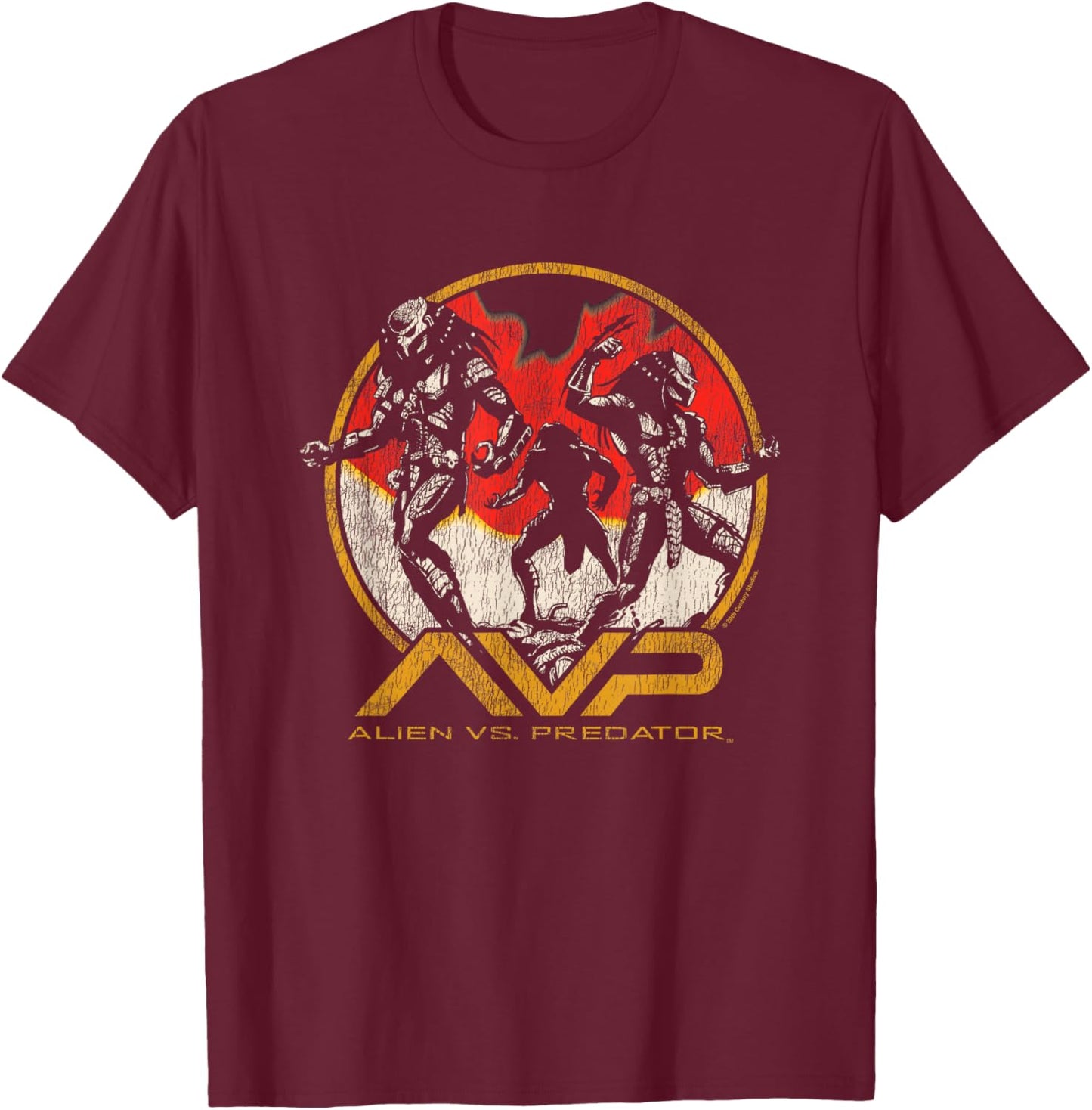 Alien Vs Predator Three Predators Fighting Big Retro Poster T-Shirt - T-Shirt | Maroon