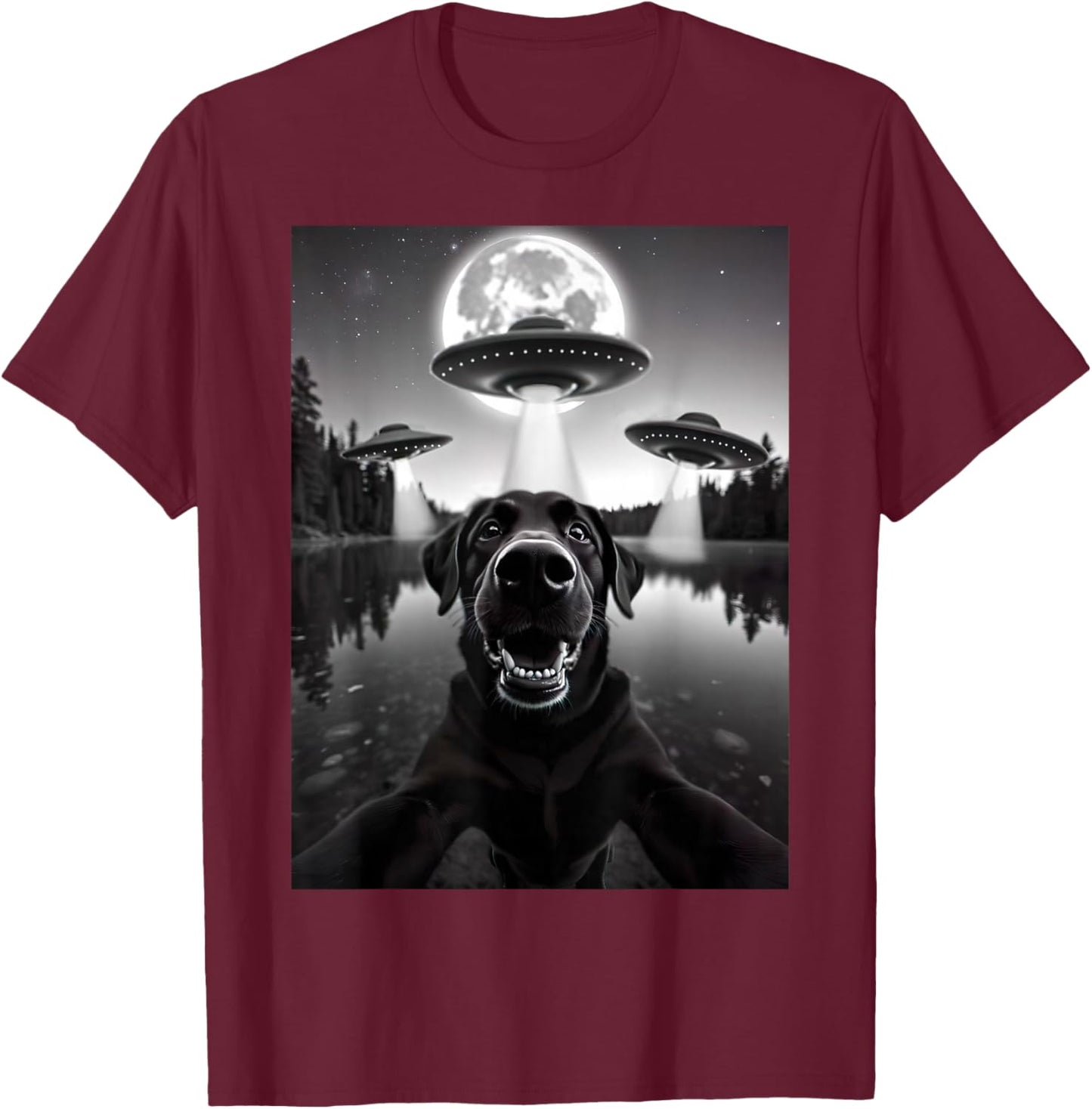 Funny Black Lab Labrador Dog Selfie with UFOs Weird Aliens T-Shirt - T-Shirt | Maroon