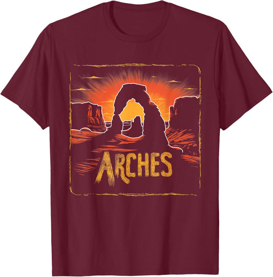 Arches - US National Park Utah Vintage Men Women Kids Retro T-Shirt - T-Shirt | Maroon