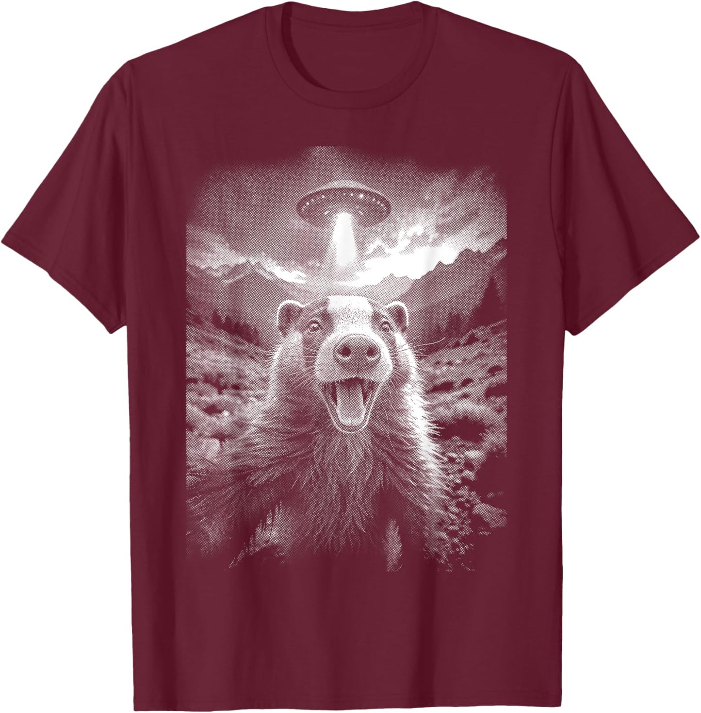 UFO Selfie Photo Funny Badger Flying Saucer Meet Alien , Black, S T-Shirt - T-Shirt | Maroon