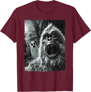Bigfoot Sasquatch Selfie with Ghost Halloween Haunted House T-Shirt - T-Shirt | Maroon