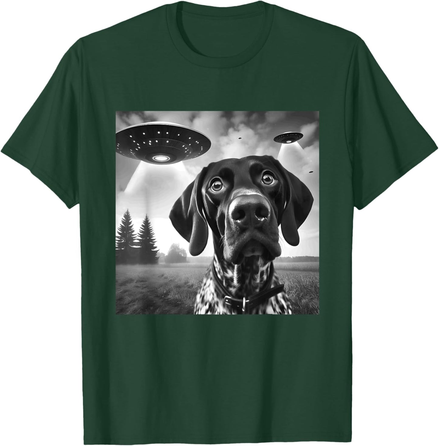 German Shorthaired Pointer Funny Selfie UFO Weird Aliens T-Shirt - T-Shirt | Forest