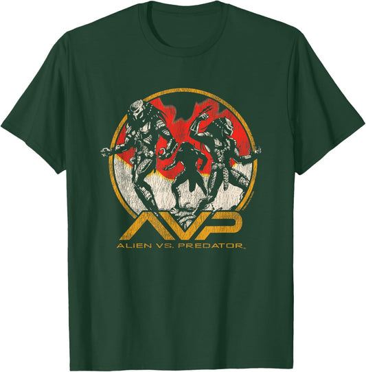 Alien Vs Predator Three Predators Fighting Big Retro Poster T-Shirt - T-Shirt | Forest