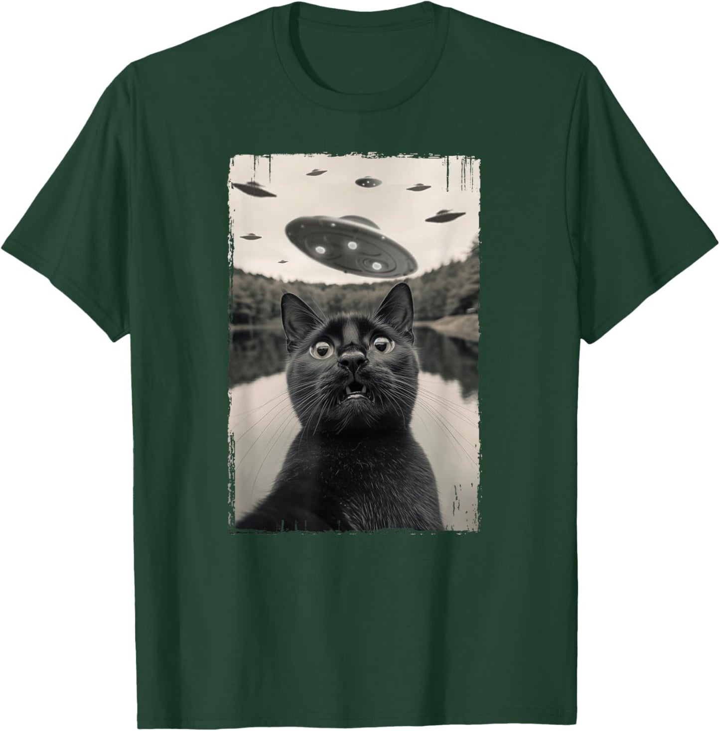 Retro Black Cat UFO Encounters - Funny UFO Black Cat Selfie Women Girls Kids T-Shirt - T-Shirt | Forest