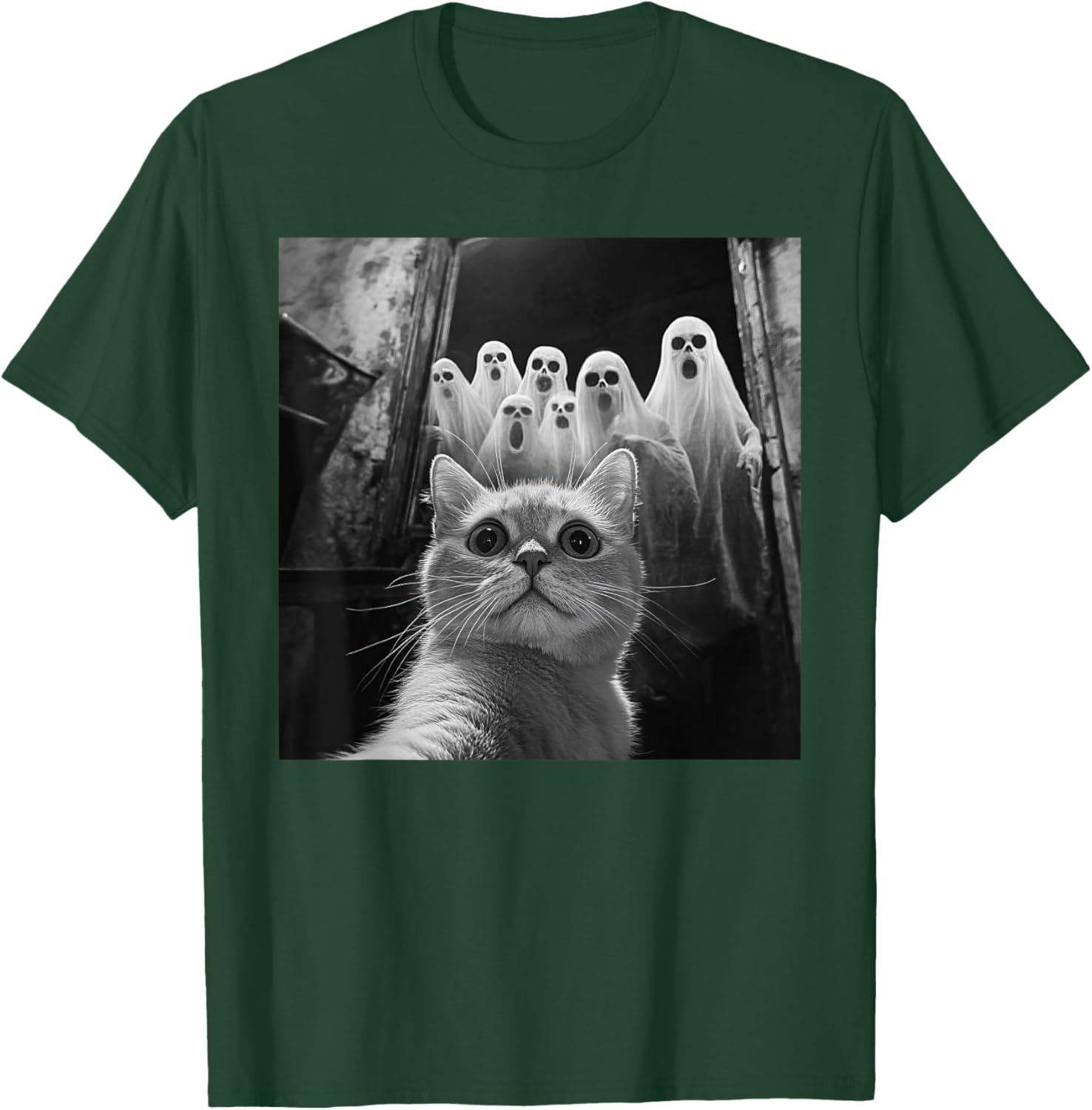 Cat Selfie With Ghosts Funny Cat Halloween T-Shirt - T-Shirt | Forest