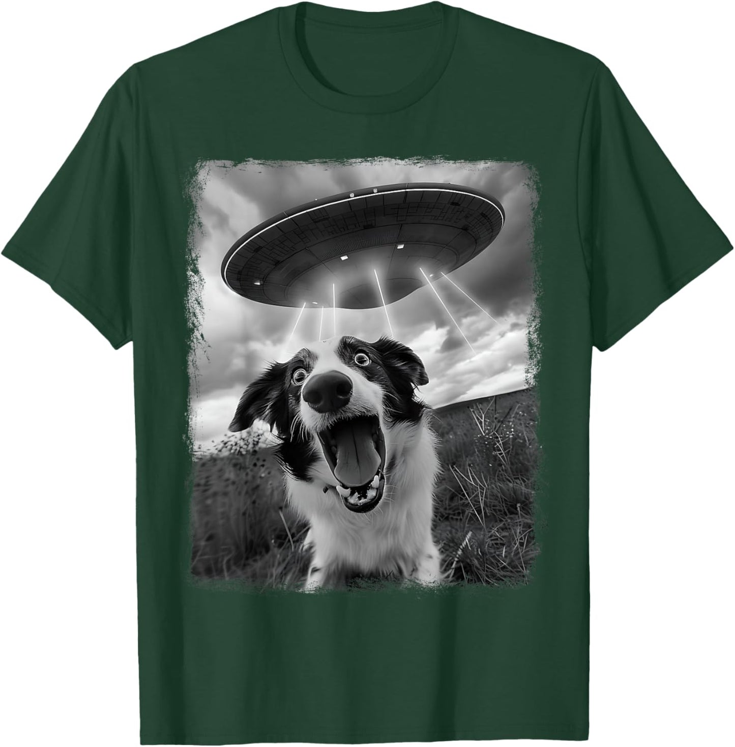 Australian Shepherd Dog UFO Alien Extraterrestrial Selfie T-Shirt - T-Shirt | Forest