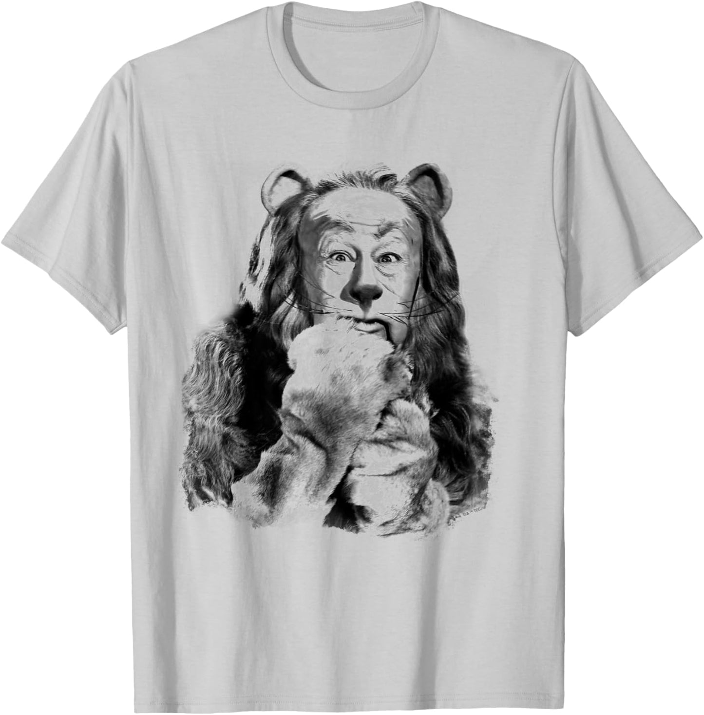The Wizard of Oz Cowardly Lion Photograph T-Shirt - T-Shirt | Ash