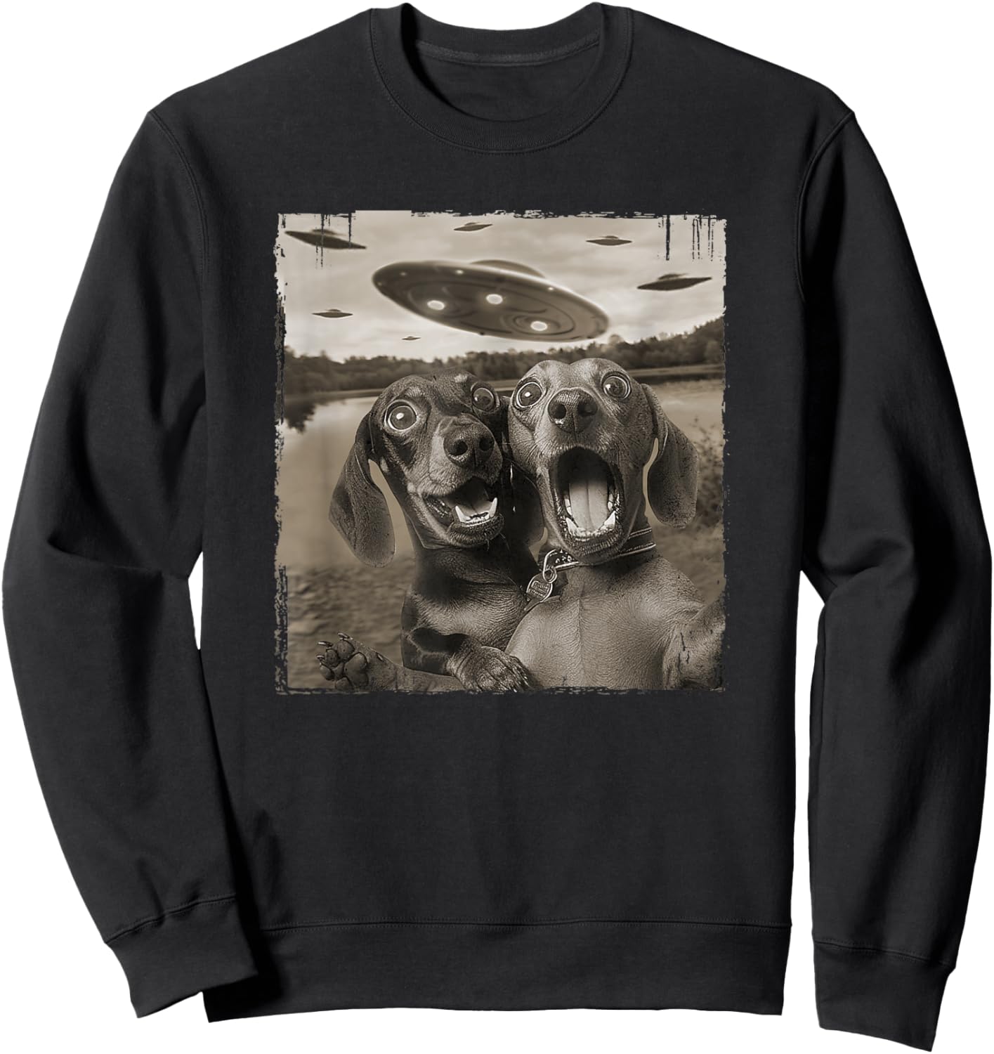 Vintage Weiner UFO Encounters Funny UFO and Dachshund Selfie Sweatshirt - Sweatshirt | Black
