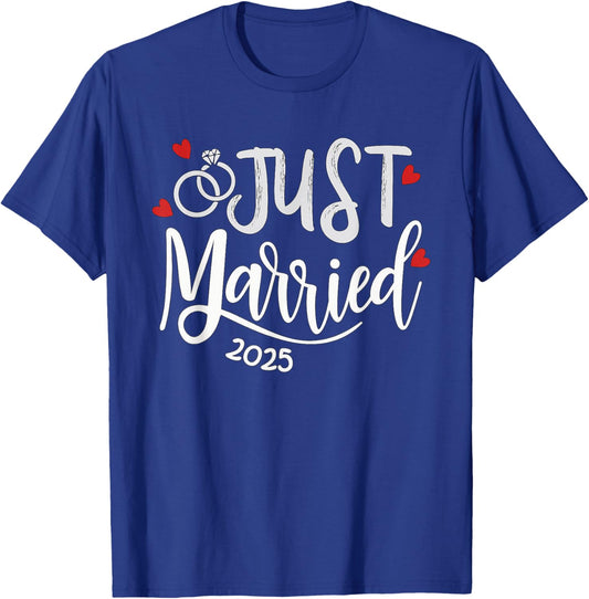 Just Married 2025 - Bride & Groom Wedding Rings & Hearts T-Shirt - T-Shirt | Royal