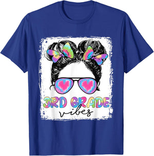 3rd Grade Vibes Messy Hair Bun Girl Back To School First Day T-Shirt - T-Shirt | Royal