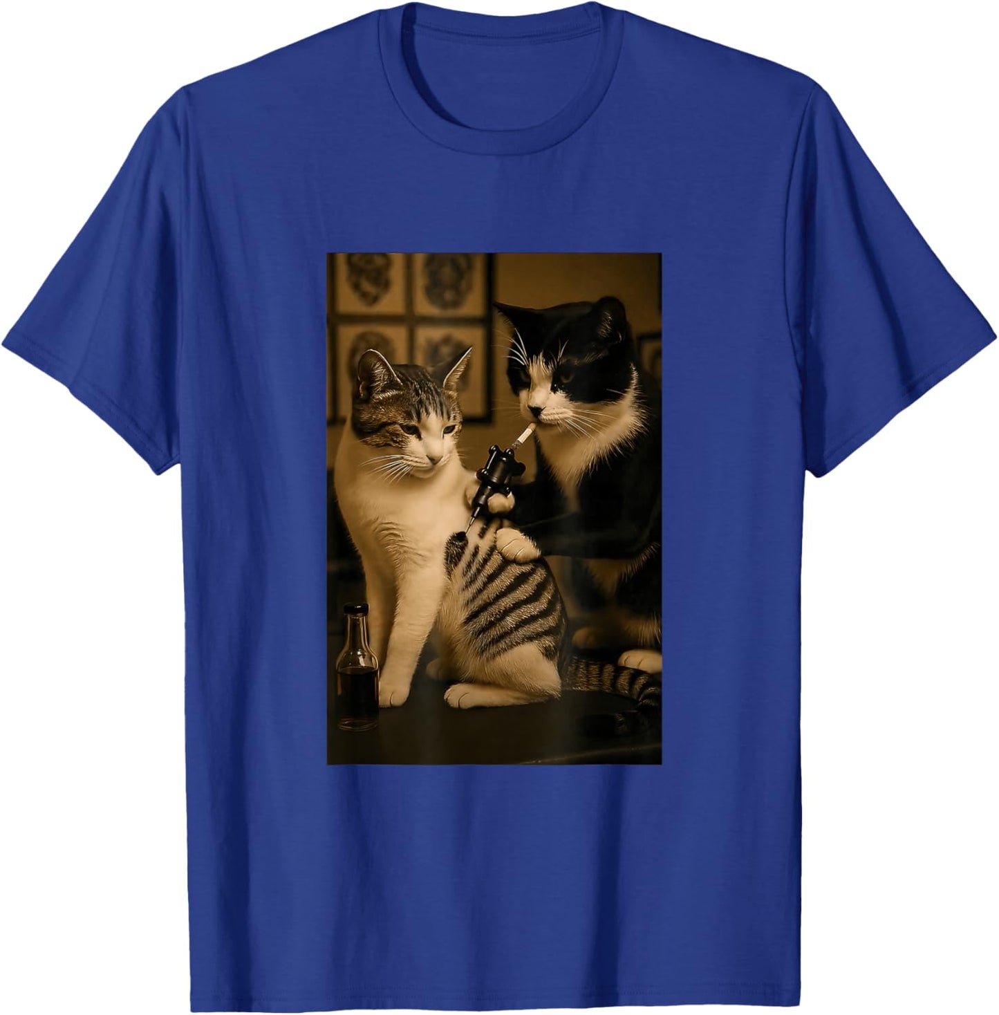 Vintage Katze Raucht Tattoo Tätowierte Kätzchen Künstler T-Shirt - T-Shirt | Royal