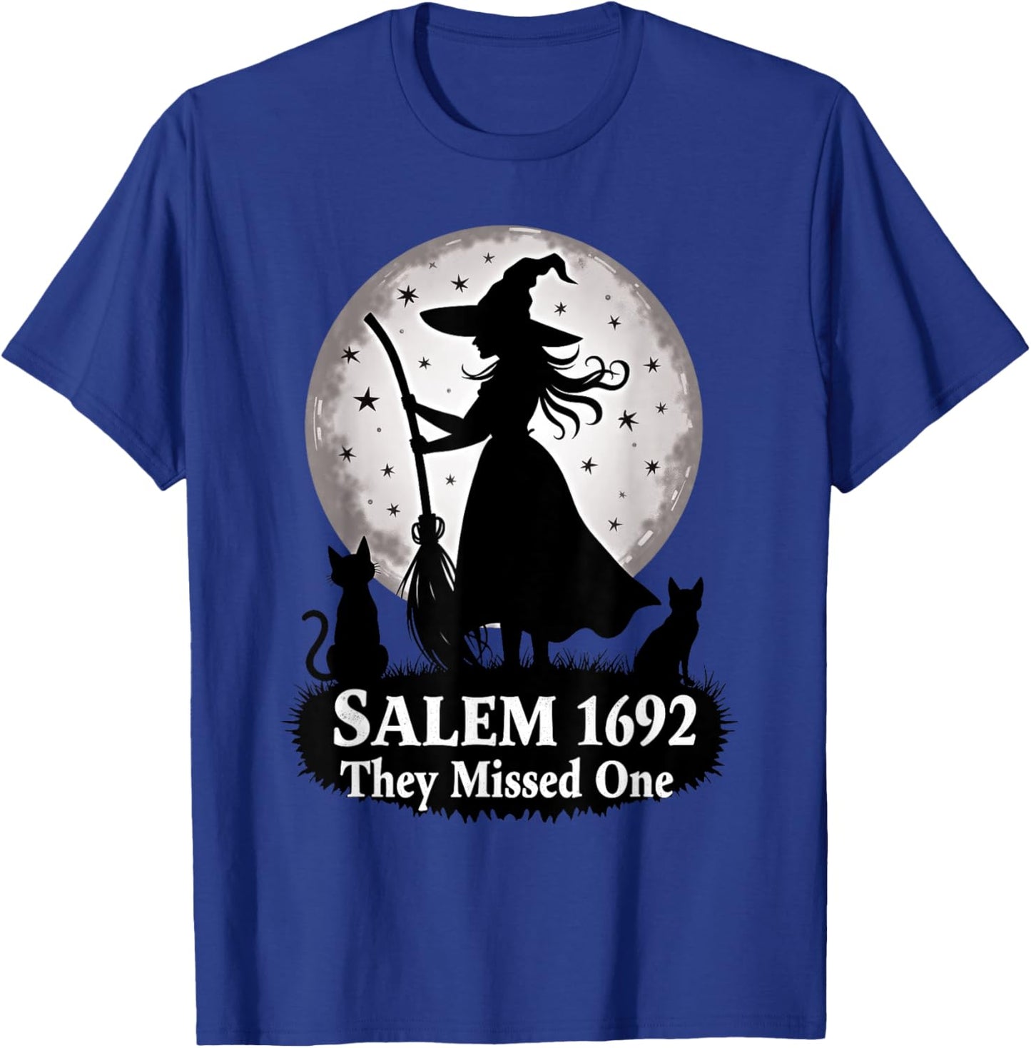 Full Moon Halloween Witch Salem They Missed One cat mom T-Shirt - T-Shirt | Royal