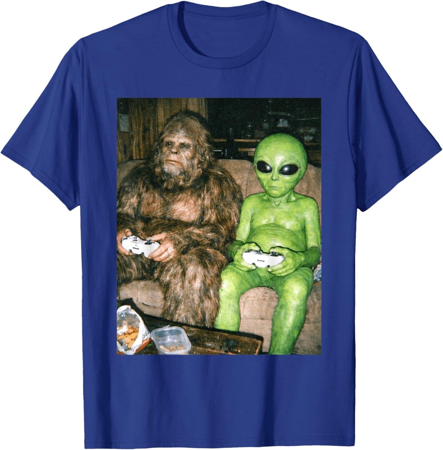 Bigfoot Alien Video Games Shirt Gaming Sasquatch Men Boys T-Shirt - T-Shirt | Royal