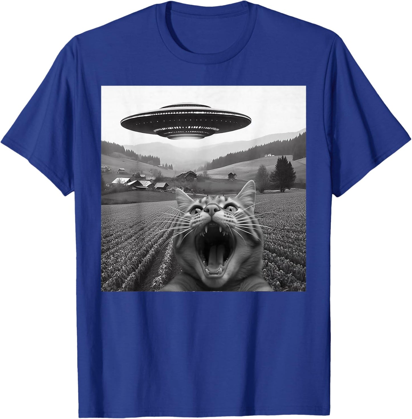 Cat Selfie with Alien Funny Cat Women Kid T-Shirt - T-Shirt | Royal