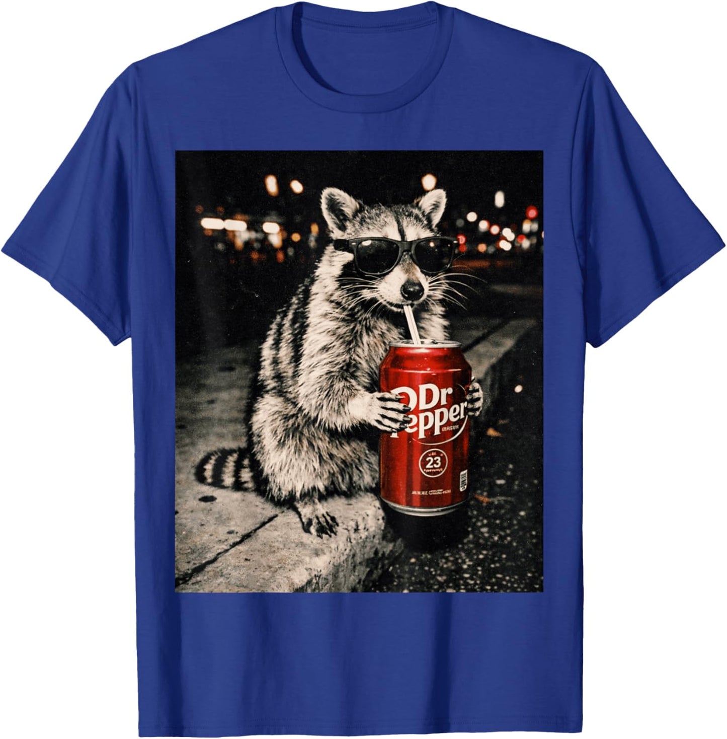 Cool Raccoon Drinking Funny Animal Lover T-Shirt - T-Shirt | Royal