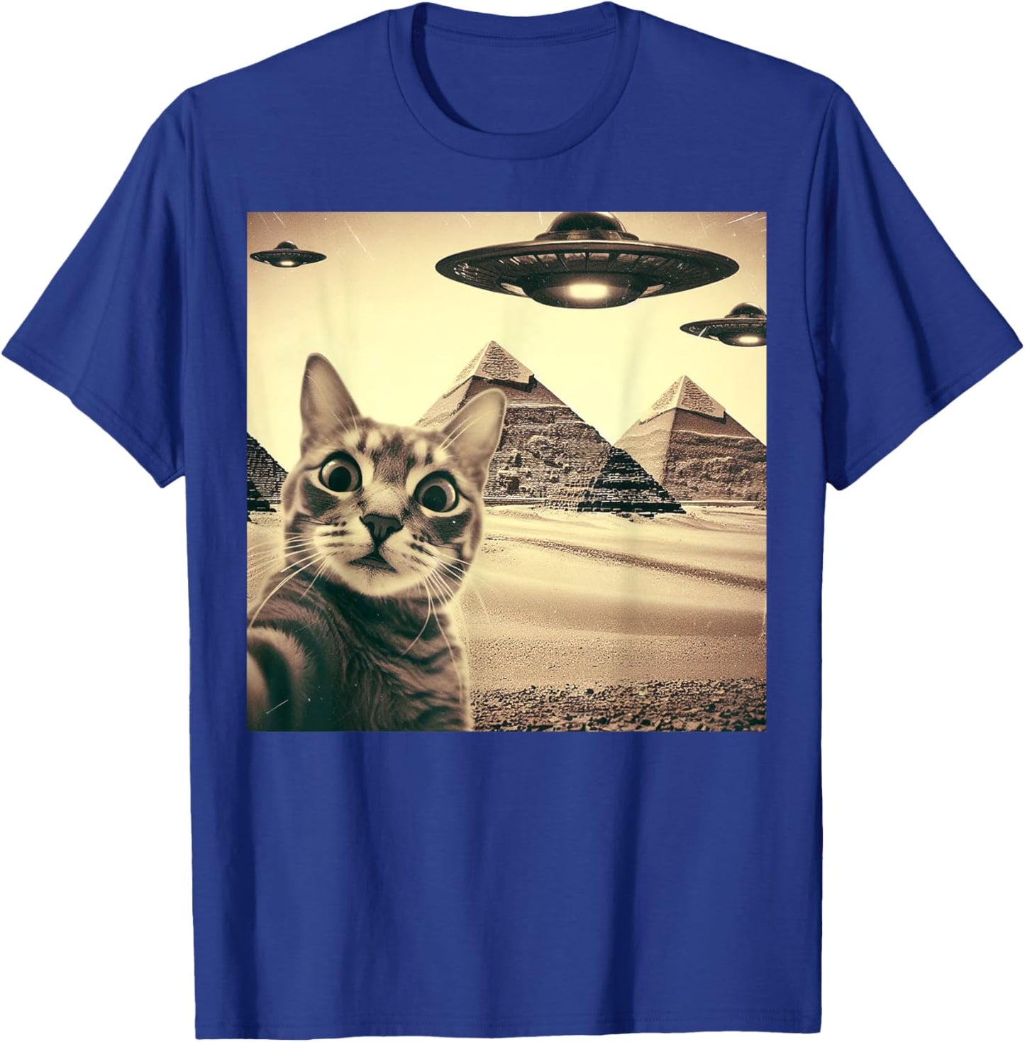 Cat Selfie With Alien UFO Funny Cat Gifts Women Kid T-Shirt - T-Shirt | Royal