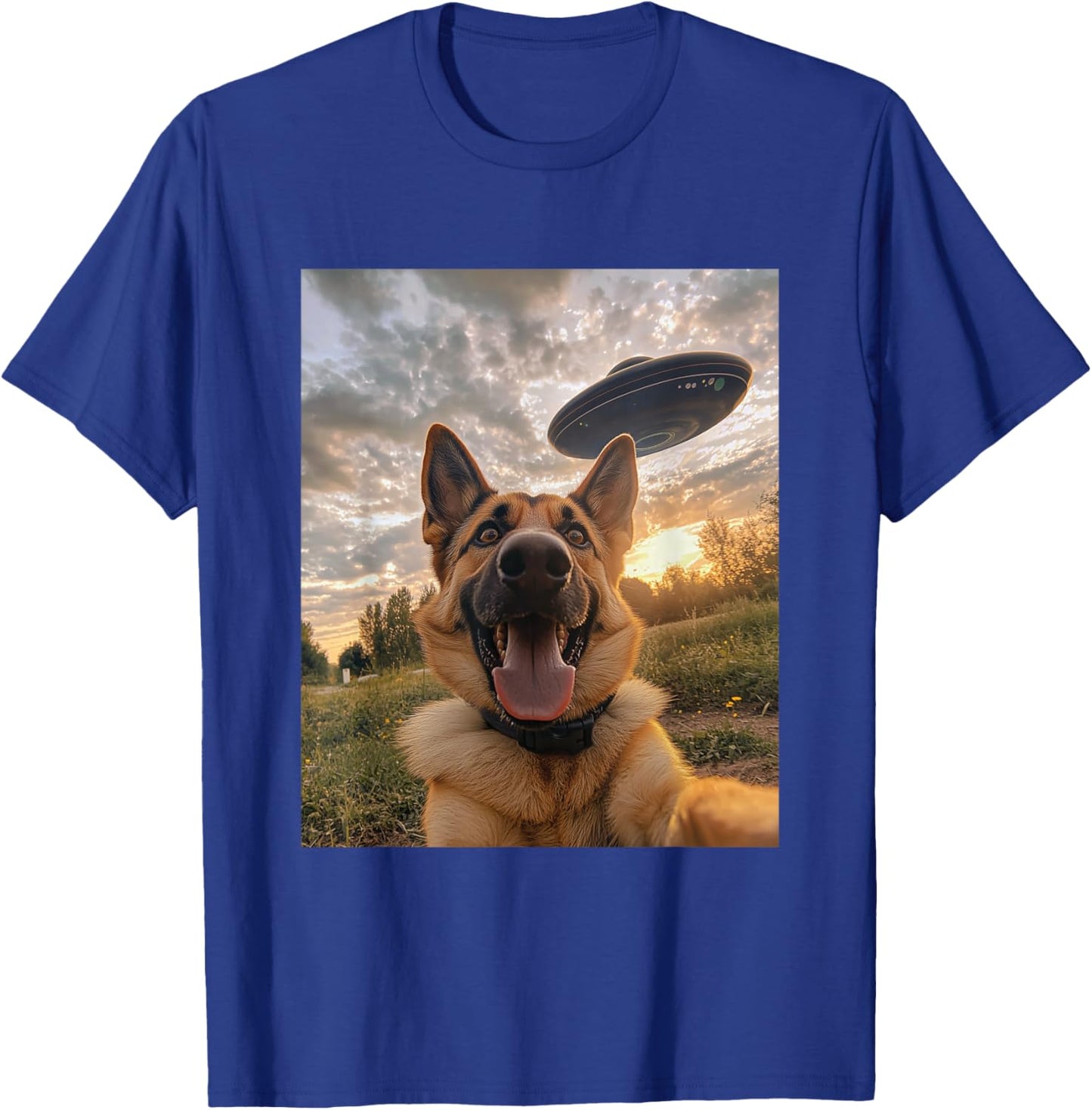 German Shepherd Dog Selfie with UFOs Aliens Funny Graphic T-Shirt - T-Shirt | Royal