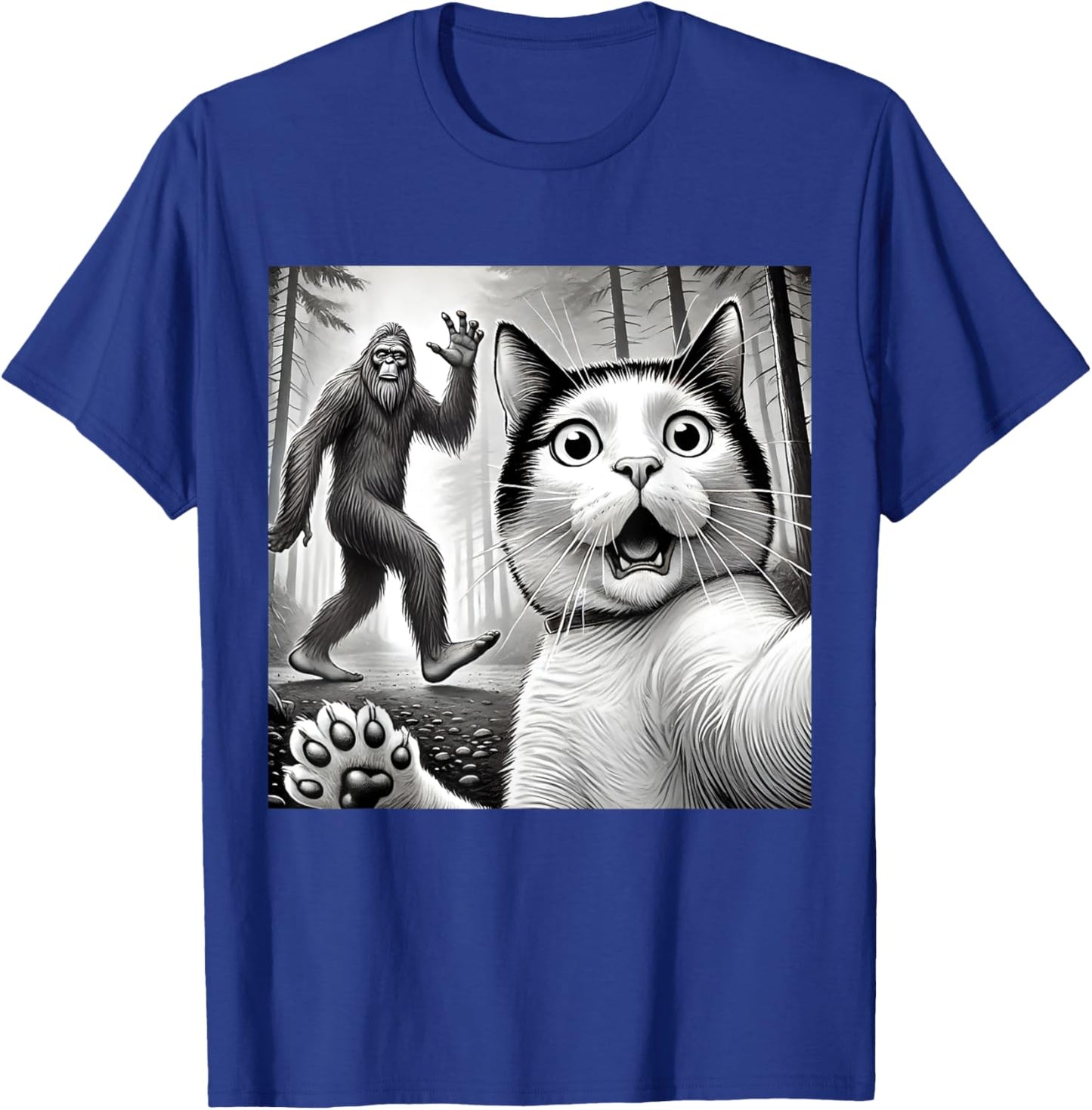 Funny Surprised Scared Cat Taking Selfie with Bigfoot Women Kids T-Shirt - T-Shirt | Royal