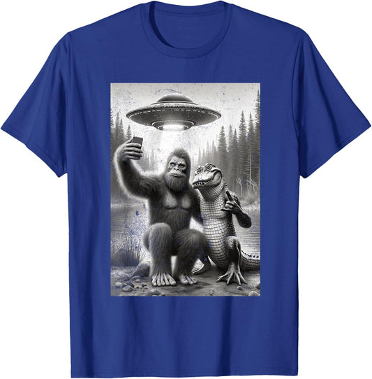 Florida Bigfoot Alligator Alien Vacation Friends Skunk Ape T-Shirt - T-Shirt | Royal