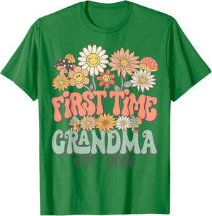 First Time Grandma 2026 Expecting Baby Pregnancy Wildflower T-Shirt - T-Shirt | Irish Green