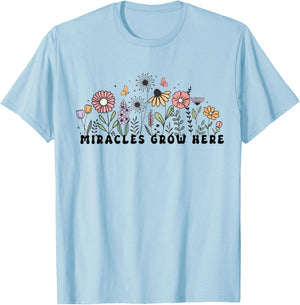 Fertility Nurse Fertility Clinic Worker Miracles Grow Here F T-Shirt - T-Shirt | Light Blue