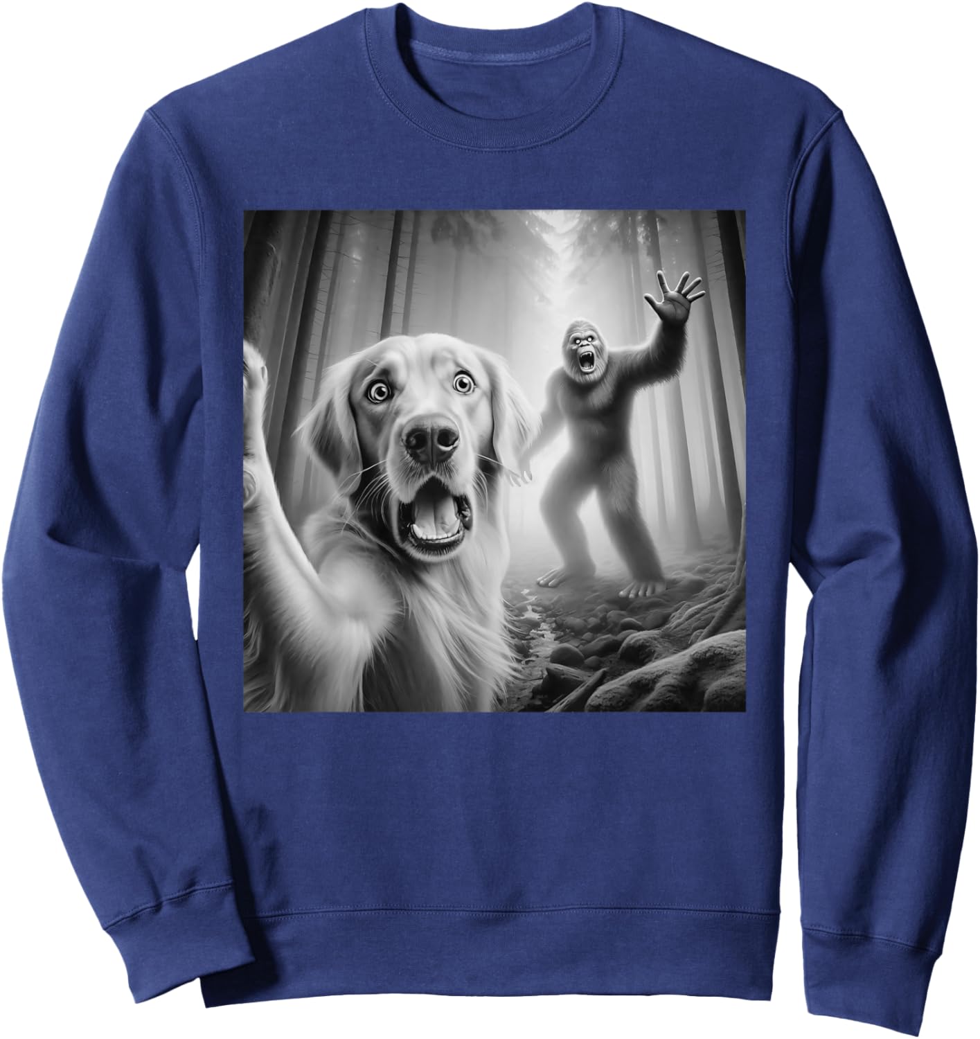 Funny Golden retriever Selfie with bigfoot sasquatch Sweatshirt - Sweatshirt | Navy