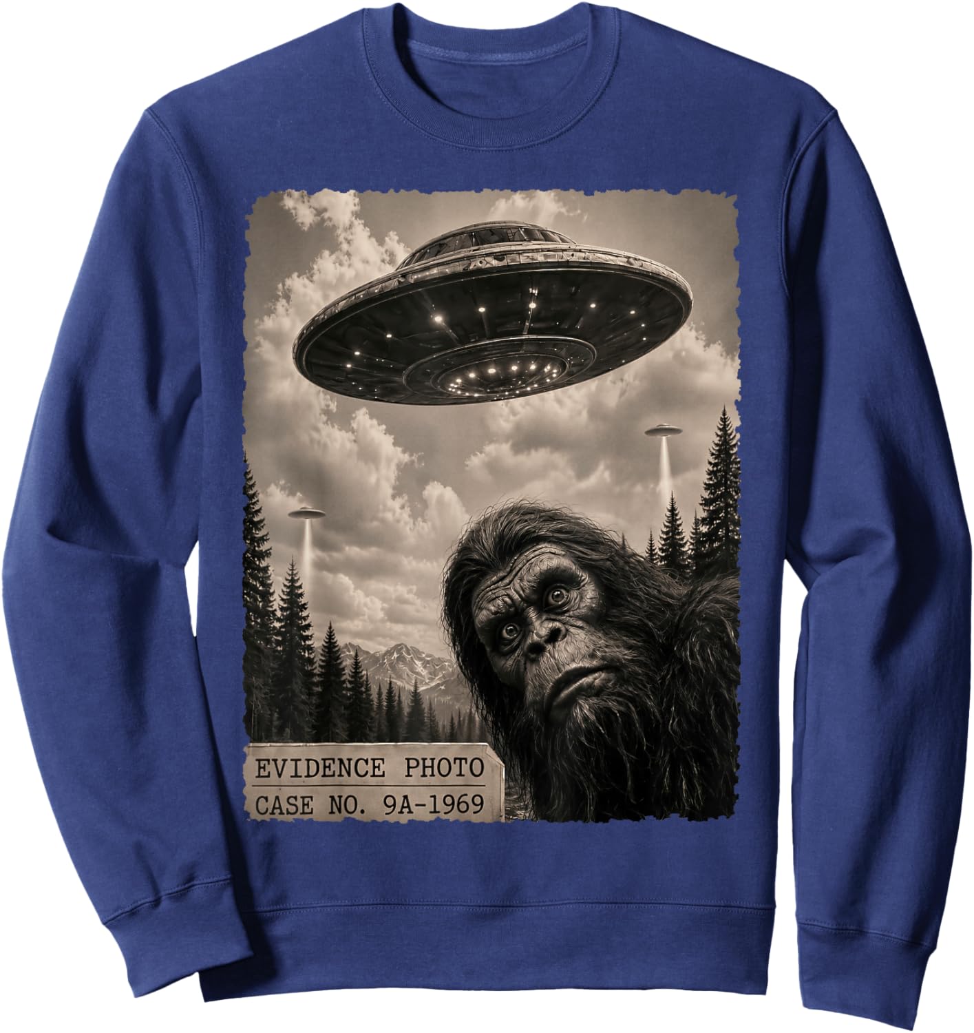 Funny Bigfoot Alien UFO Vintage Evidence Photo Sweatshirt - Sweatshirt | Navy