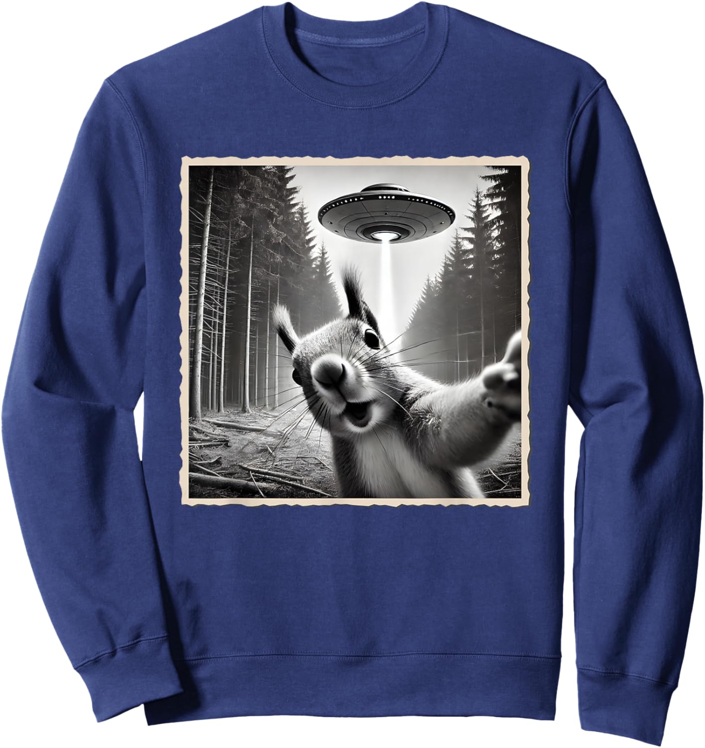 Squirrel Selfie With UFO | Funny Squirrel Sweatshirt - Sweatshirt | Navy