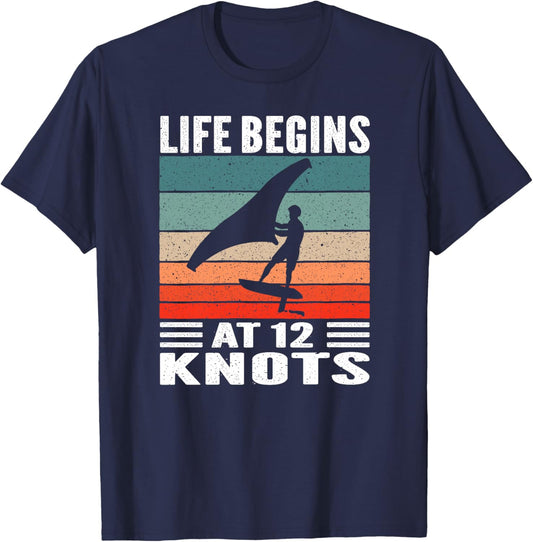 Wing Foiling Surfing Wing Foil Surf Surfer Sports Nautiques Haut de Gamme T-Shirt - T-Shirt | Navy