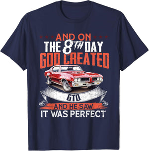 1968 68 GTO Classic Car Old School Muscle Car And On The God T-Shirt - T-Shirt | Navy
