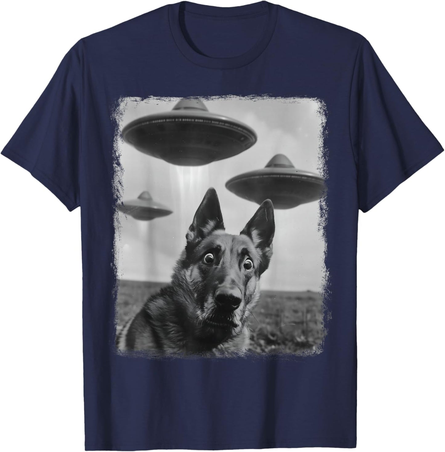German Shepherd Dog UFO Alien Extraterrestrial Selfie T-Shirt - T-Shirt | Navy