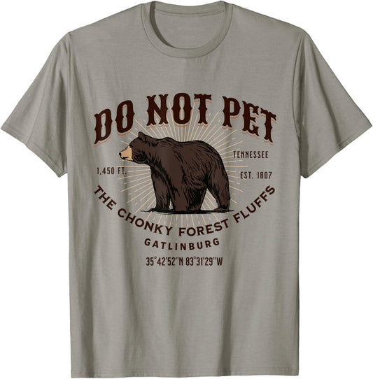 Gatlinburg Tennessee Black Bear Funny Souvenir T-Shirt - T-Shirt | Sand