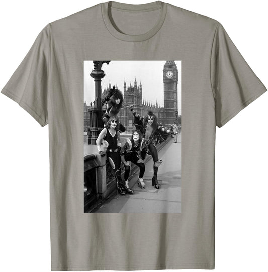 KISS Destroyer Spirit of '76 Tour Band in London T-Shirt - T-Shirt | Sand