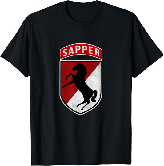 11th Armored Cavalry Regiment Sapper 11th ACR Veteran Papa T-Shirt - T-Shirt | Black