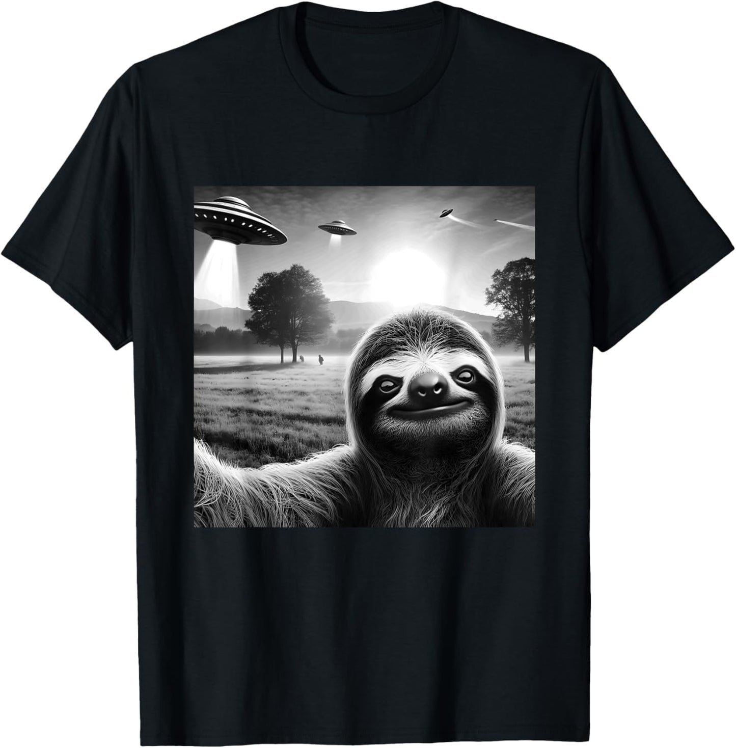 Sloth Funny Graphic Selfie with UFOs Weird Aliens T-Shirt - T-Shirt | Black