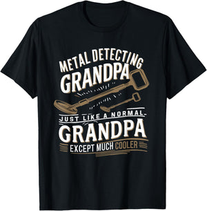 Grandpa Metal Detecting Treasure Hunter Metal Detector T-Shirt - T-Shirt | Black