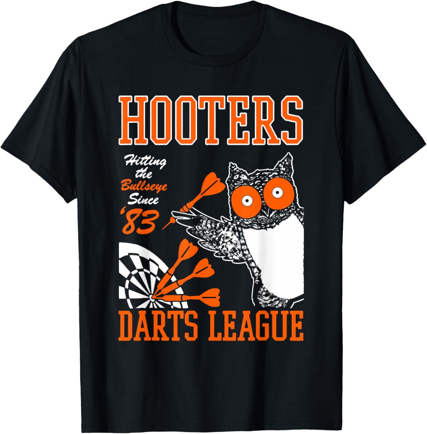 Hooters Darts League Hitting The Target Wings Funny Foodie T-Shirt - T-Shirt | Black