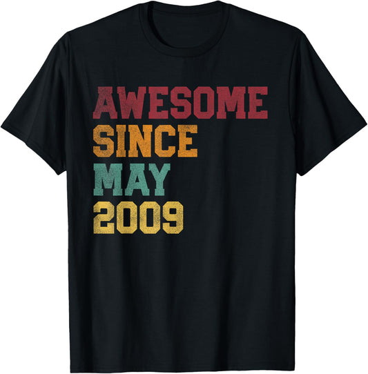 Awesome Since May 2009 17th Birthday 17 Years Old - Retro T-Shirt - T-Shirt | Black