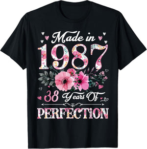 38 Year Old Made In 1987 Floral 38th Birthday Gift T-Shirt - T-Shirt | Black