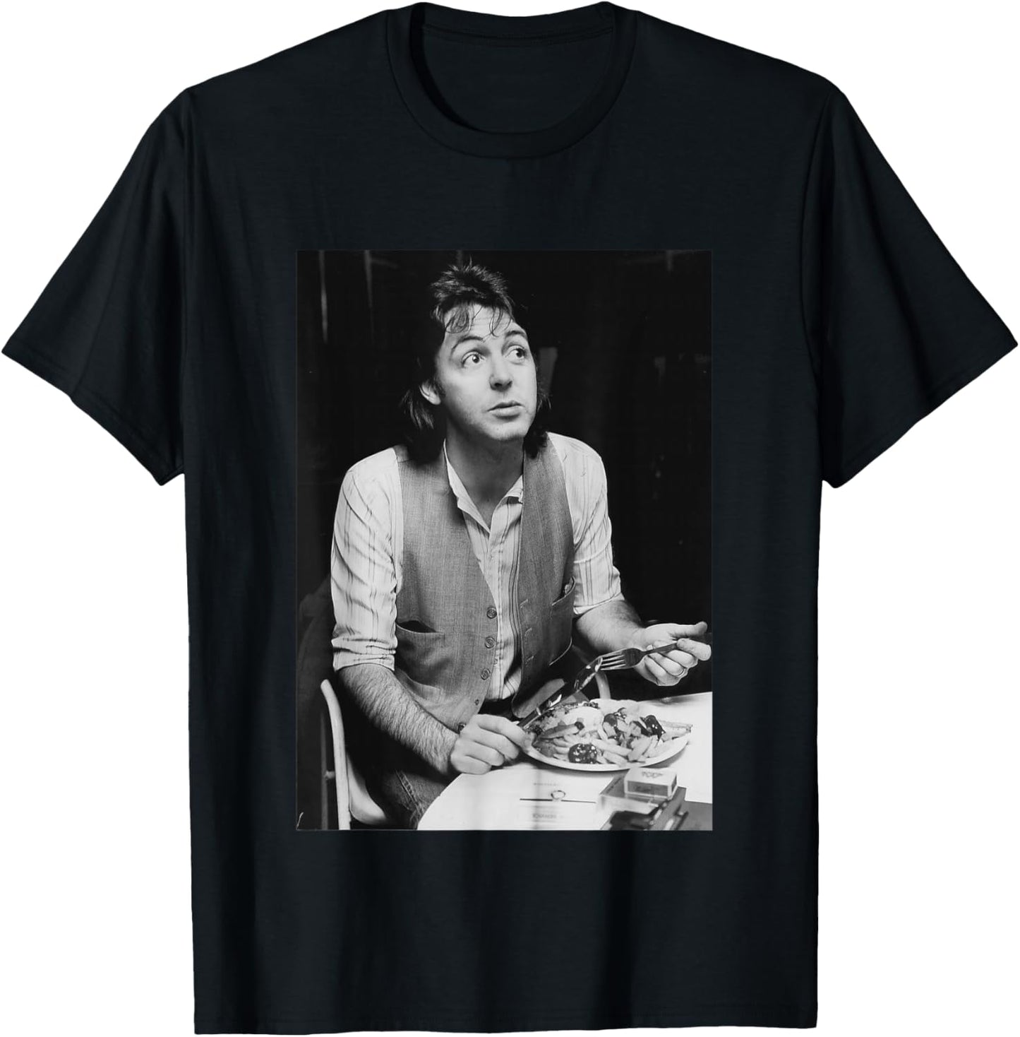 The Beatles: Sir Paul McCartney Eating Wings 1977 T-Shirt - T-Shirt | Black