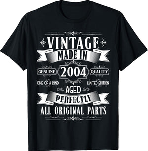 Vintage 21st birthday men Born 2004 21 years old Bday T-Shirt - T-Shirt | Black