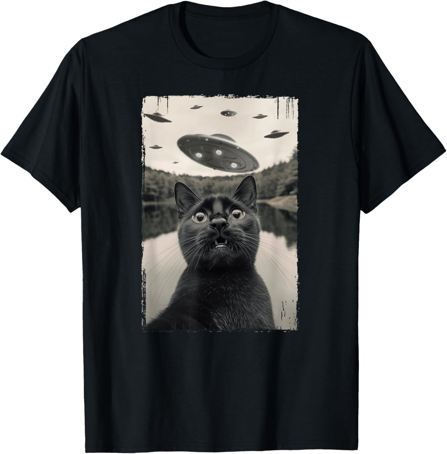 Retro Black Cat UFO Encounters - Funny UFO Black Cat Selfie Women Girls Kids T-Shirt - T-Shirt | Black