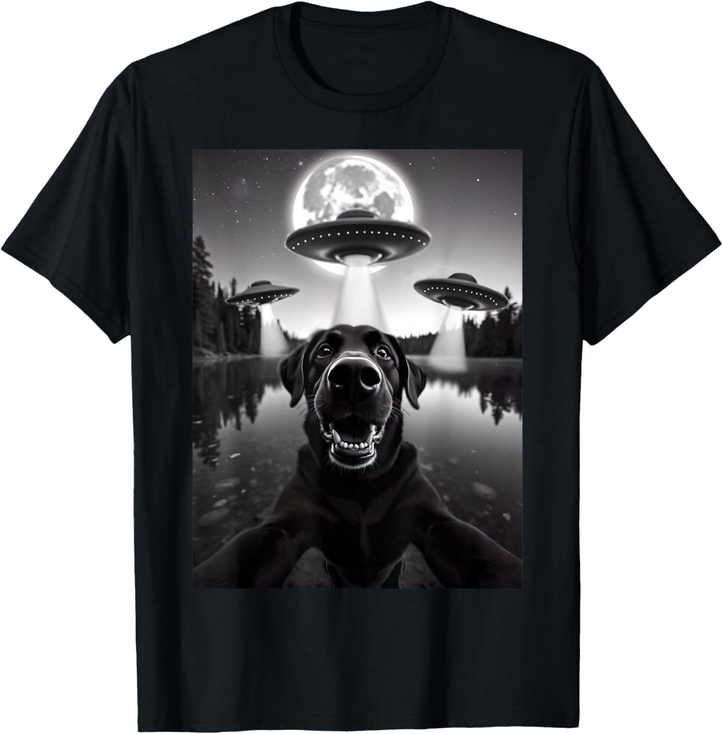 Funny Black Lab Labrador Dog Selfie with UFOs Weird Aliens T-Shirt - T-Shirt | Black