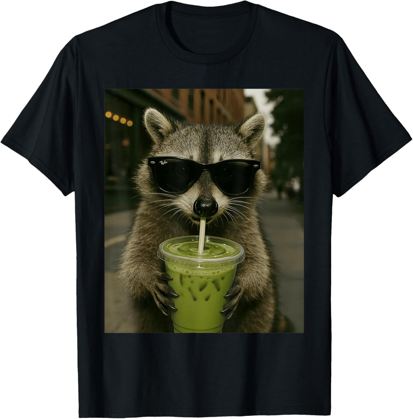 KI-generierter lustiger Gen-Z-Meme Matcha Latte-Waschbär im Retro-Look T-Shirt - T-Shirt | Black