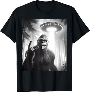 Funny Sasquatch Bigfoot Selfie With UFO Alien Rock Sign T-Shirt - T-Shirt | Black