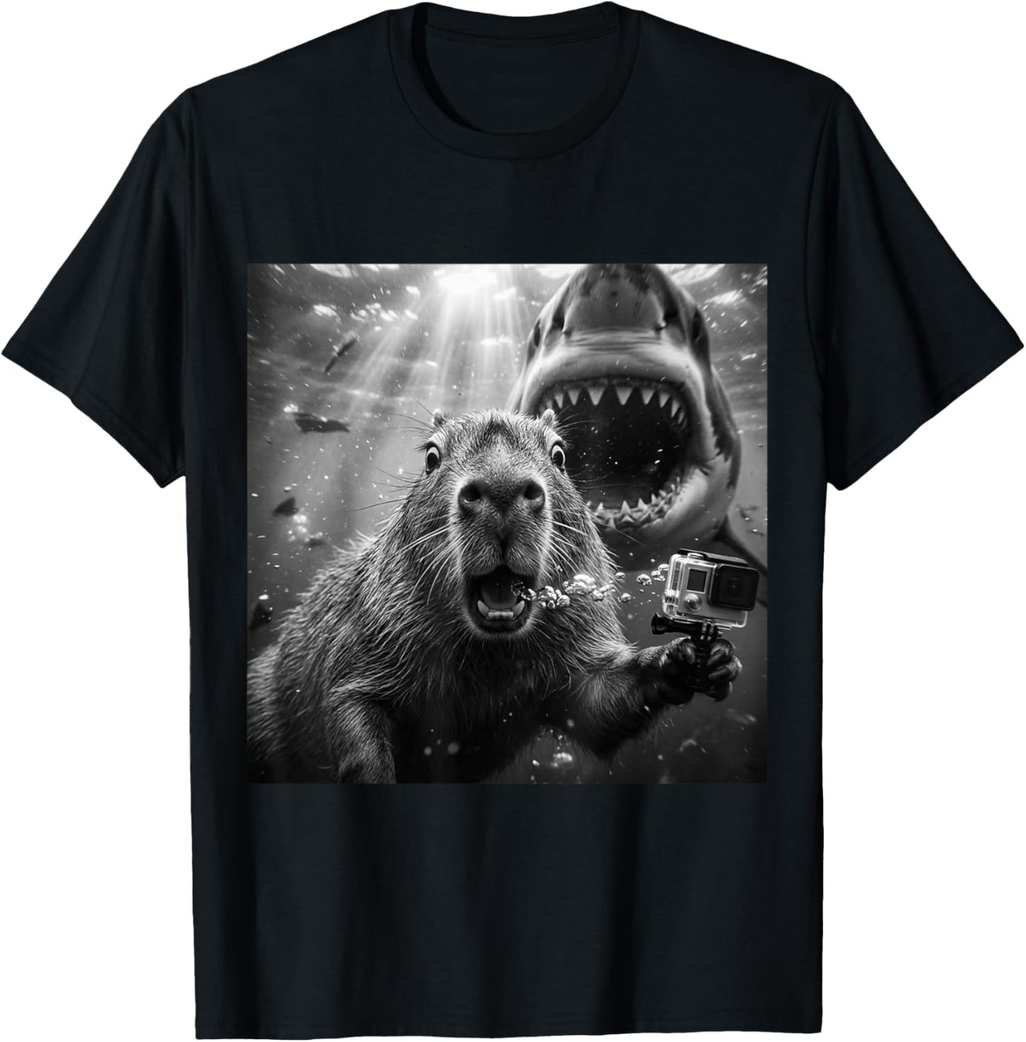 Capybara Underwater Selfie Funny Illustration Scene T-Shirt - T-Shirt | Black