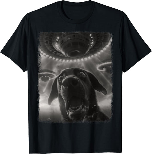 Labrador Dog UFO Alien Extraterrestrial Selfie T-Shirt - T-Shirt | Black