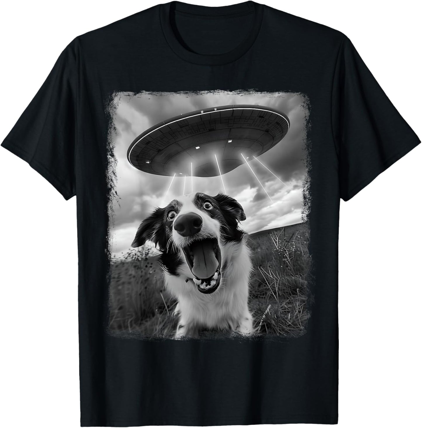 Australian Shepherd Dog UFO Alien Extraterrestrial Selfie T-Shirt - T-Shirt | Black